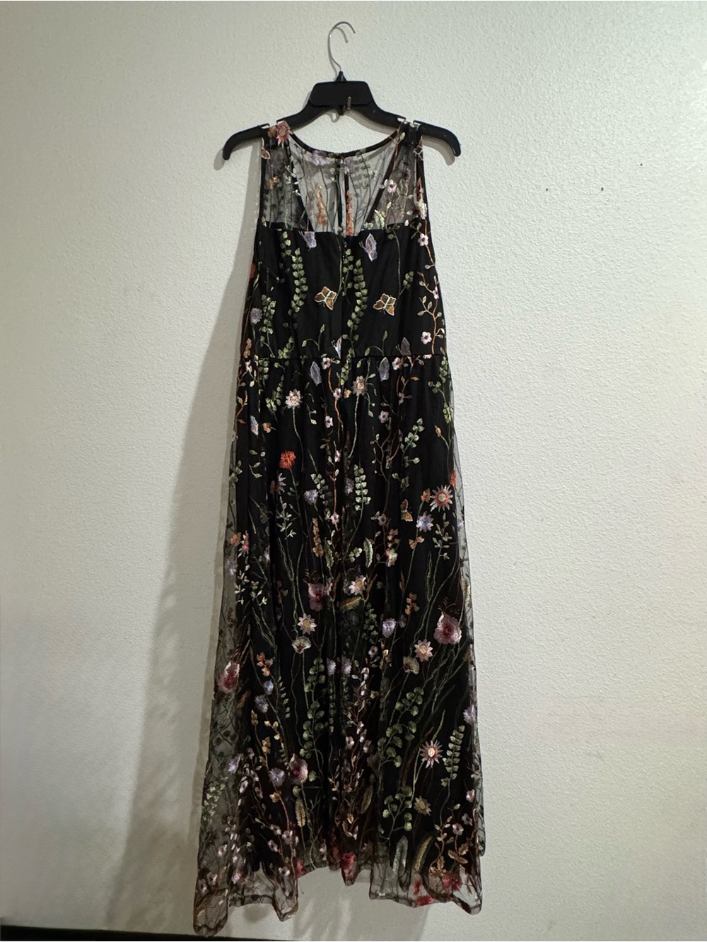 torrid Black Floral Embroidered Maxi Dress - Picture 4 of 4